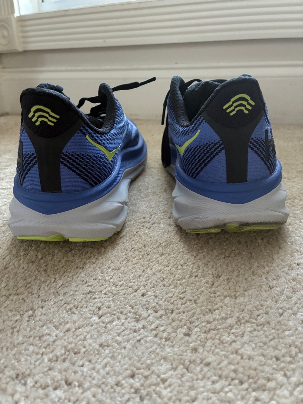 Hoka Clifton 9 Blue and Black Women's Running Shoes with Lime Accents - Picture 3 of 6